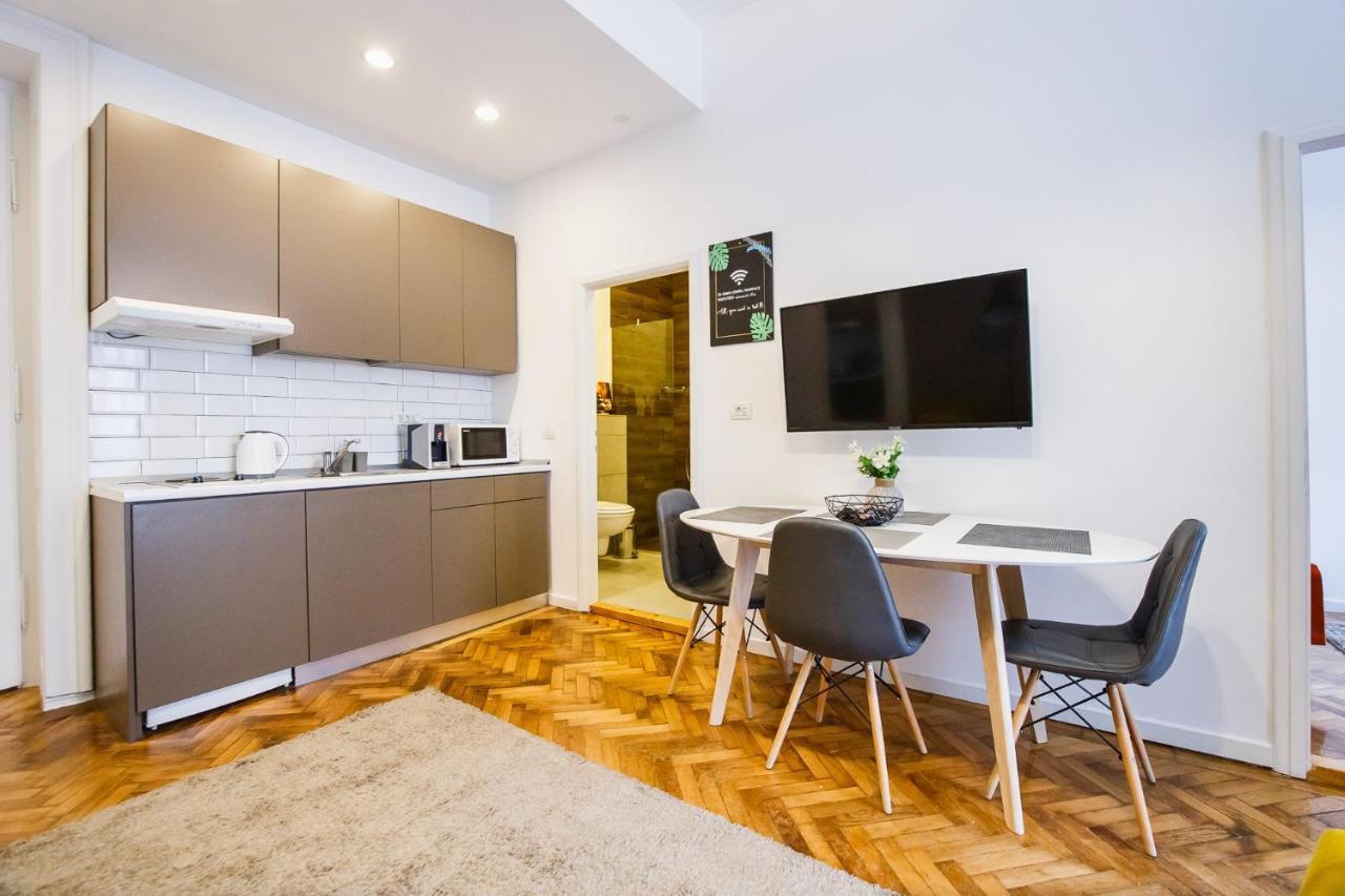 Eat It Cozy Downtown Apartments Oradea Ngoại thất bức ảnh