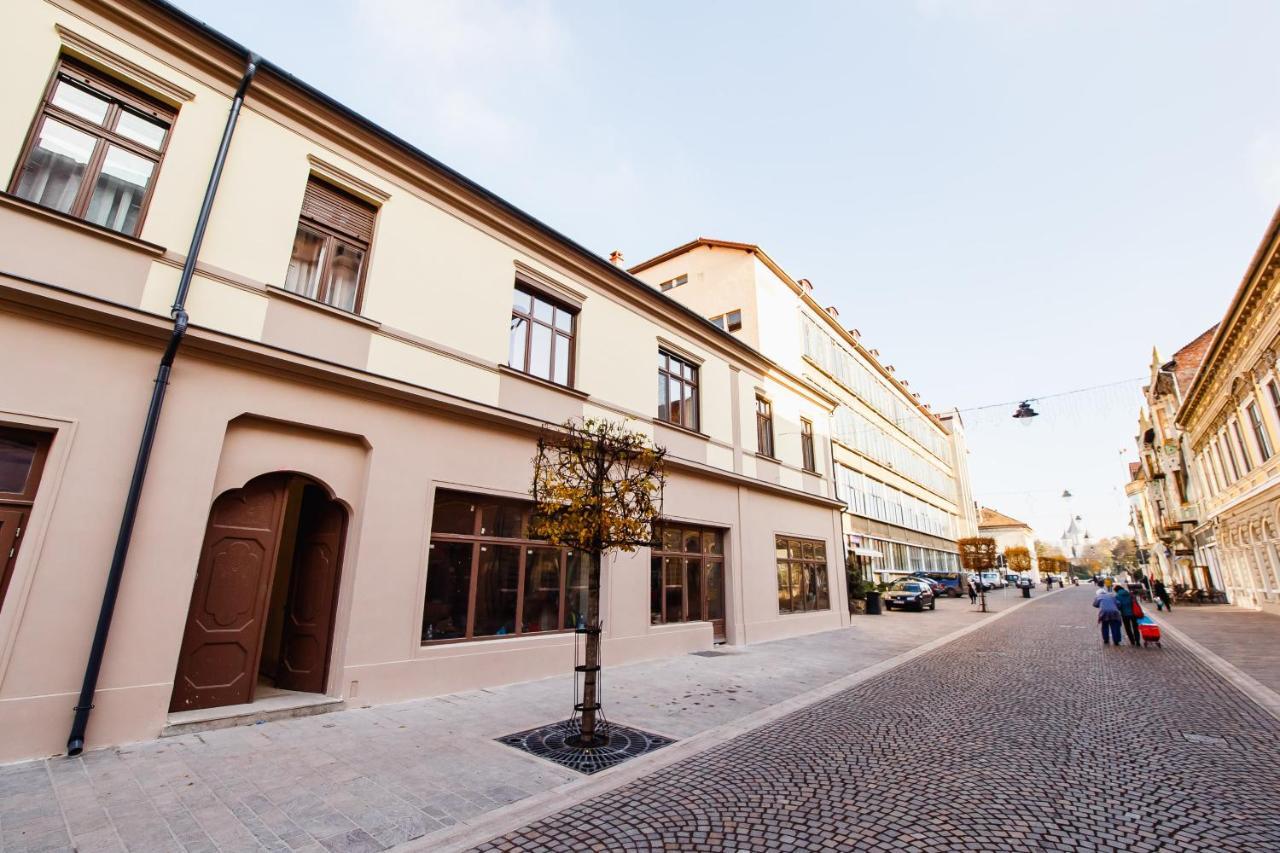 Eat It Cozy Downtown Apartments Oradea Ngoại thất bức ảnh